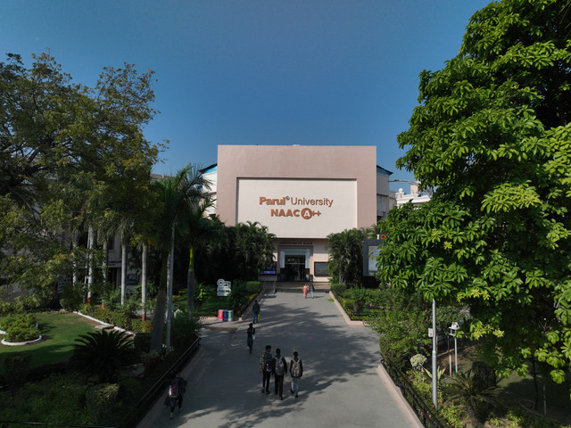 Parul University Campus Building & Infrastructure